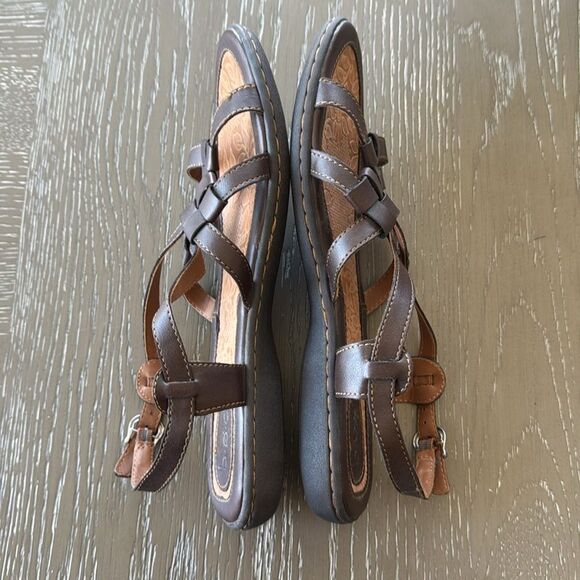 b.o.c. Dark Brown Strappy Sandals Slingback Flats Comfy Shoes Women’s Size 9M - Picture 2 of 12